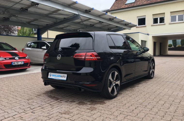 Volkswagen Golf VII GTI 220 CV vendu et importé par Gaillard Auto