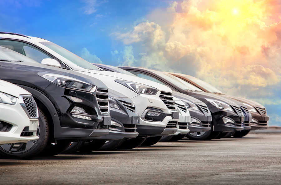 Parc automobile allemand présentant de nombreuses voitures