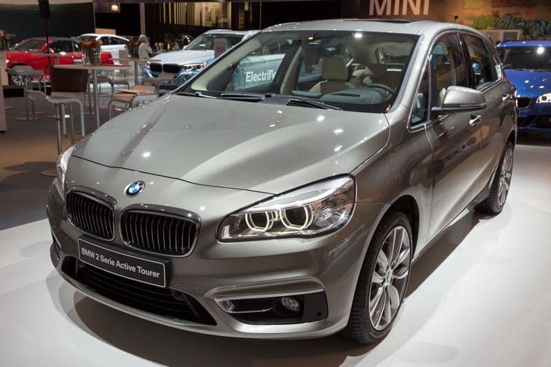 exposition d'une BMW Série 2 Active Tourer 