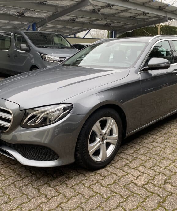 Importé Mercedes E200 T Avantgarde 184cv de 05/2017 à 20.150€