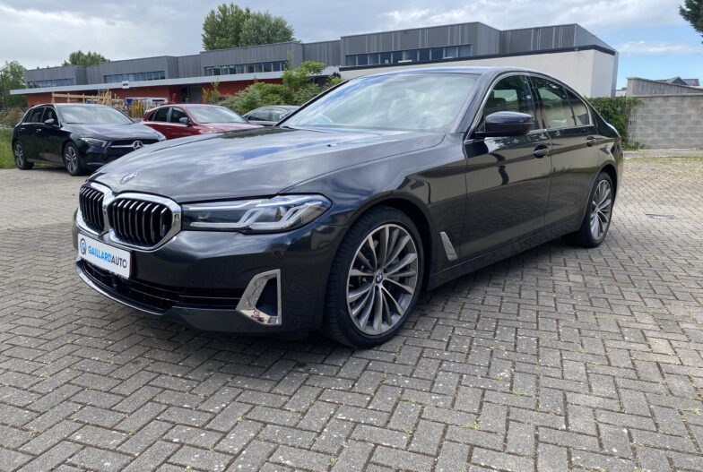 Importé BMW 540i Limousine 333cv de 04/2023 à 51.144€