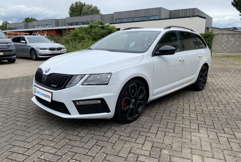 Importé Skoda Octavia Combi RS 245cv de 11/2018 à 19.380€